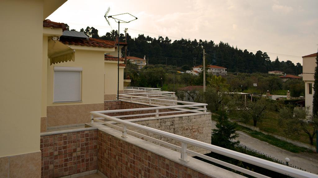 Apartments Monika Kriopigi Exterior foto