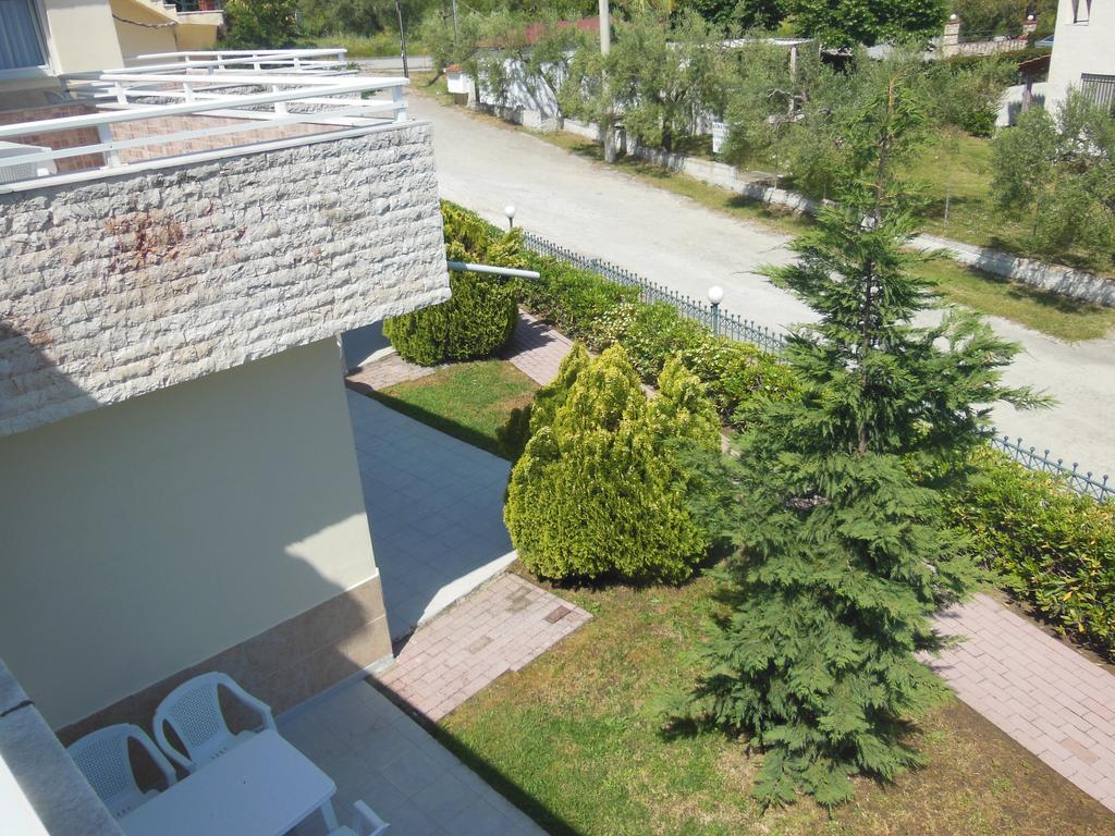 Apartments Monika Kriopigi Exterior foto